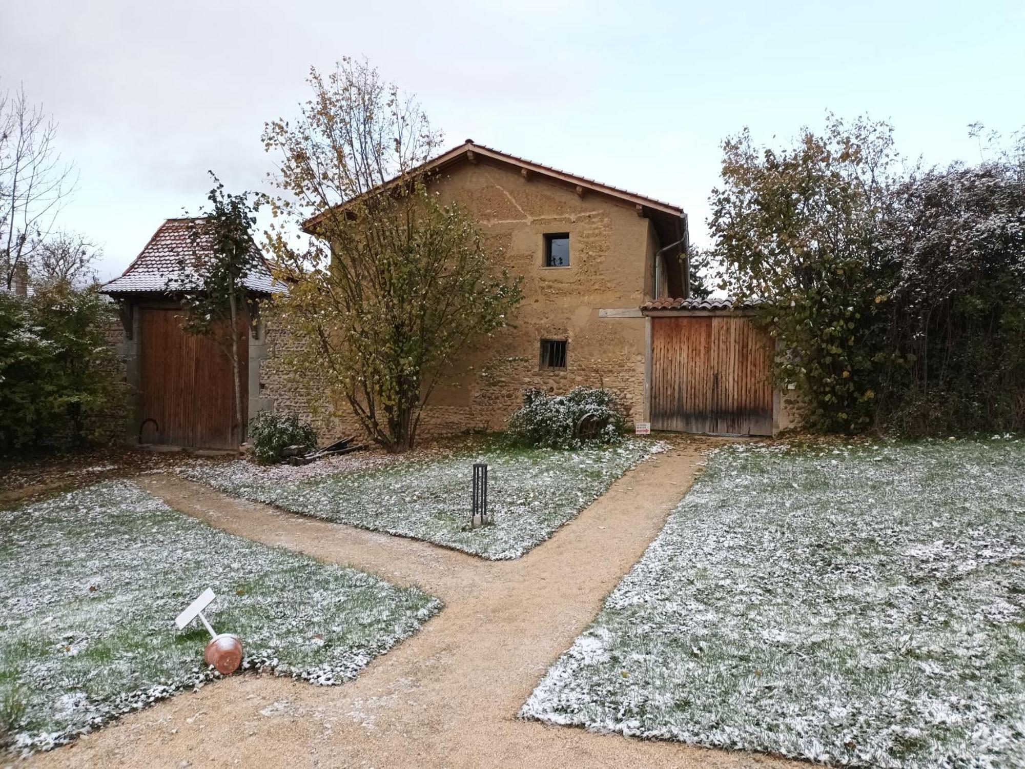 La Ferme De Berlioz Apart otel La Cote-Saint-Andre Dış mekan fotoğraf