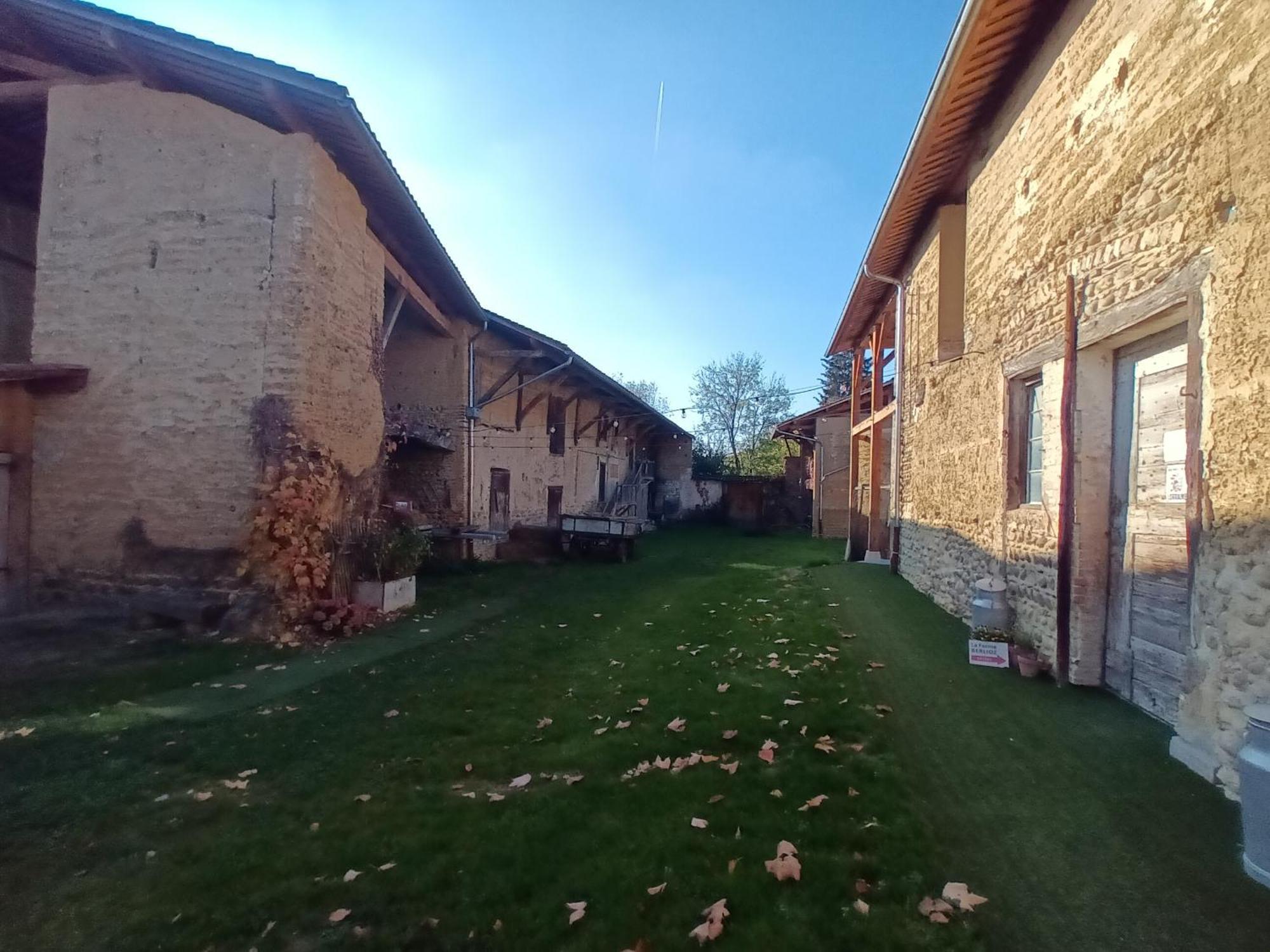 La Ferme De Berlioz Apart otel La Cote-Saint-Andre Dış mekan fotoğraf